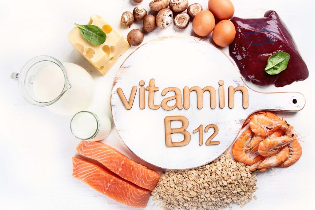 ویتامین ب12 برای سلامتی متابولیسم بدن، سلول­های خونی و اعصاب نقش مهمی دارد. کمبود ویتامین ب 12 ممکن است منجر به کاهش تعداد گلبول­های قرمز، مشکلات گوارشی، آسیب به سلول­های عصبی و... شود.